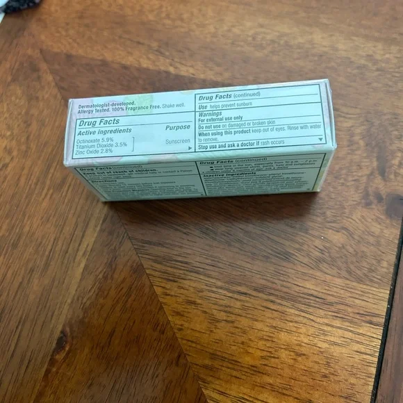 Clinique foundation - Picture 3 of 4